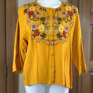 Grand & Green Blouse Floral Embroidery size small